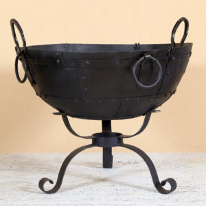 Emanate Stand and Pit (Rotatable)